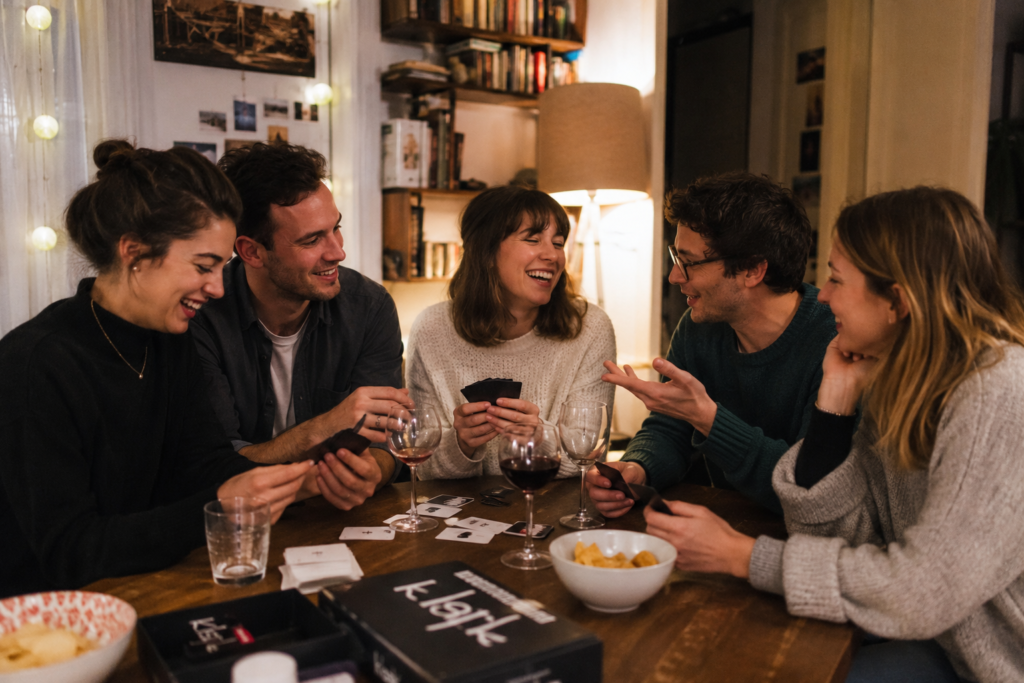 Jeux à faire en soirée entre amis